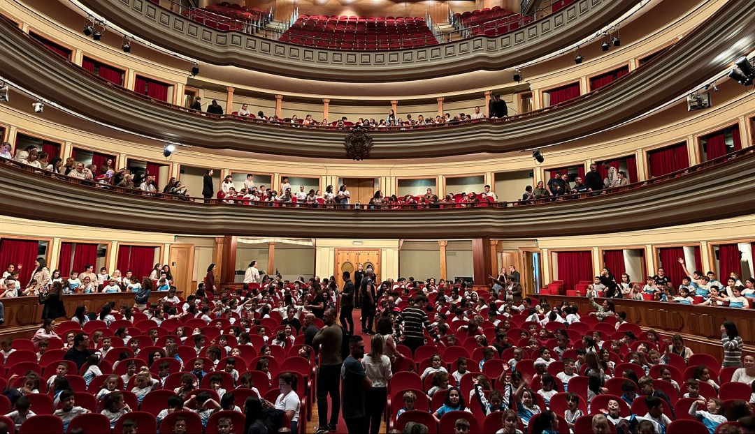 Imagen noticia - Dantzaz, del colegio al escenario del Teatro Pérez Galdós