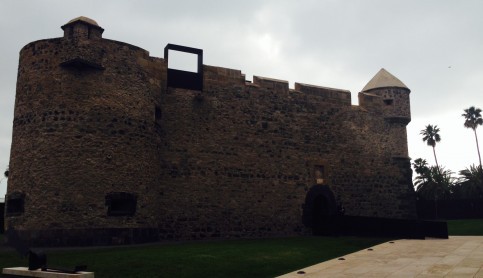 Imagen noticia - La exposición de Martín Chirino del Castillo de La Luz recibe  más de 300 visitas en su primer día de apertura