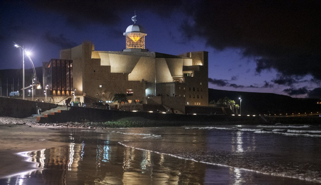 Imagen noticia - El faro del Auditorio Alfredo Kraus se iluminará de dorado para visibilizar la lucha contra el cáncer infantil